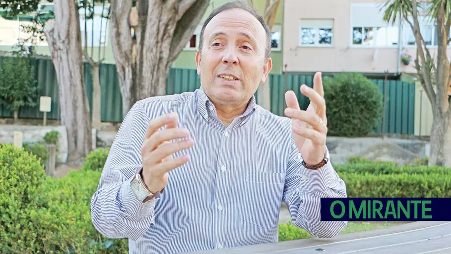 “A sociedade civil portuguesa trata muito mal a sua língua” “A sociedade civil portuguesa trata muito mal a sua língua”
