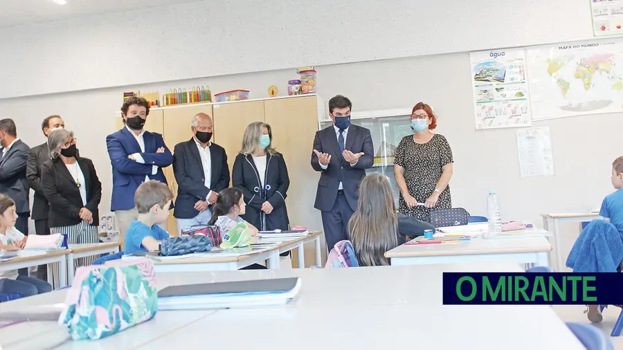 Novo Centro Escolar da Linhaceira tem tudo para ser um sucesso Novo Centro Escolar da Linhaceira tem tudo para ser um sucesso