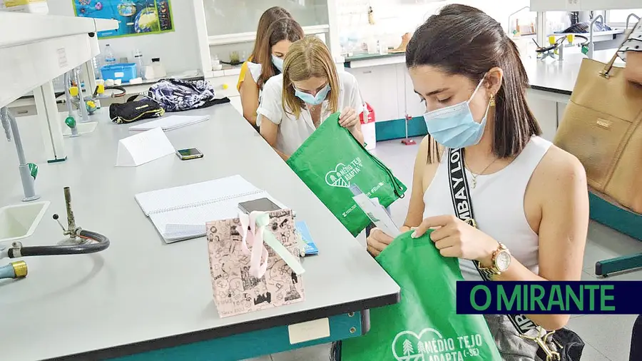 A turma B1 do 12º ano A turma B1 do 12º ano