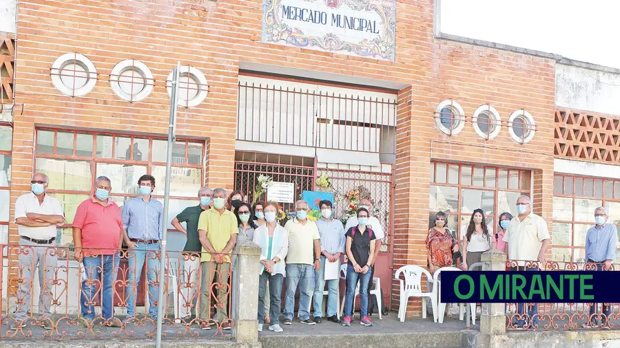 Reconversão do antigo mercado de Abrantes avança em ambiente de acentuada divisão Reconversão do antigo mercado de Abrantes avança em ambiente de acentuada divisão