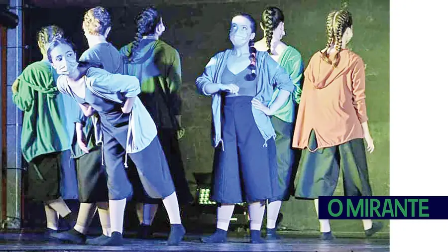 Balastro: a dança que nos leva a viajar Balastro: a dança que nos leva a viajar