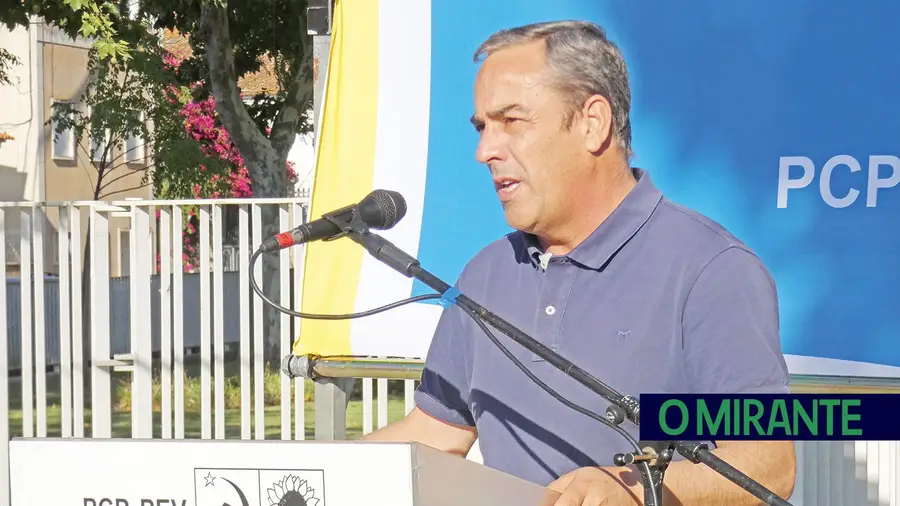 Recandidatura de Carlos Coutinho com promessas na educação e área social Recandidatura de Carlos Coutinho com promessas na educação e área social