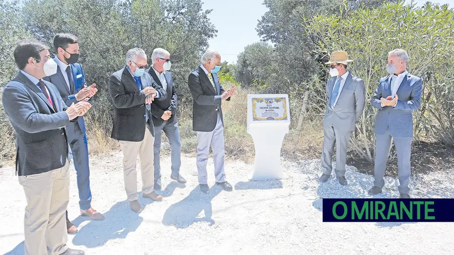 Homenagens em jeito de campanha eleitoral na Golegã Homenagens em jeito de campanha eleitoral na Golegã