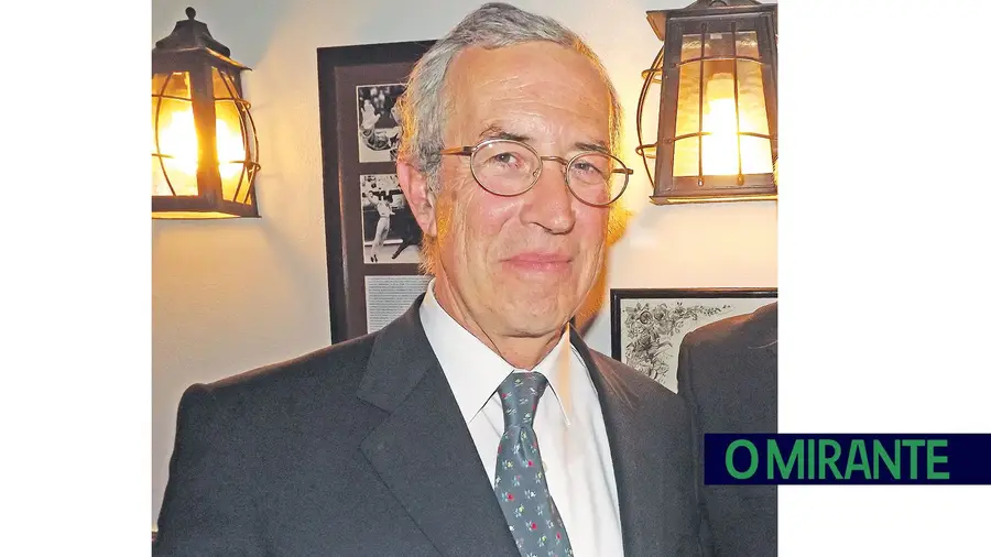 Joaquim Grave diz que vivemos numa sociedade anti-humanista e num sistema de ditadura Joaquim Grave diz que vivemos numa sociedade anti-humanista e num sistema de ditadura