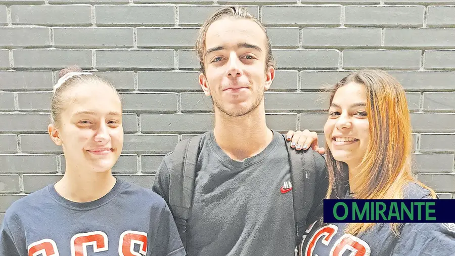 Ginastas de Santarém com pódios e apuramento para Mundiais de trampolins Ginastas de Santarém com pódios e apuramento para Mundiais de trampolins