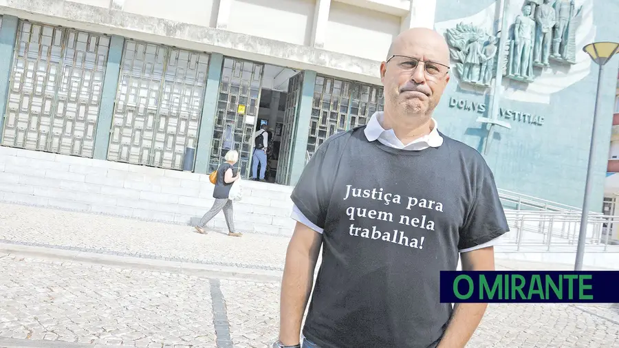 É cada vez mais difícil trabalhar no Tribunal de Vila Franca de Xira É cada vez mais difícil trabalhar no Tribunal de Vila Franca de Xira