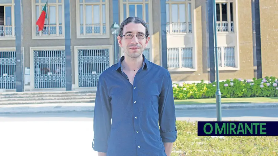 A Casa Memória de Camões não pode continuar a ser politizada A Casa Memória de Camões não pode continuar a ser politizada