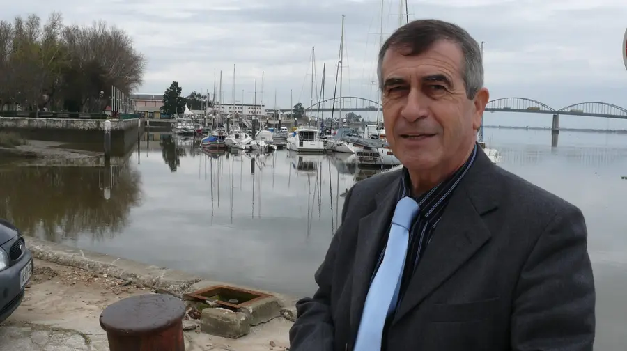 Morreu ex-presidente dos SMAS de Vila Franca de Xira Francisco do Vale Antunes Morreu ex-presidente dos SMAS de Vila Franca de Xira Francisco do Vale Antunes