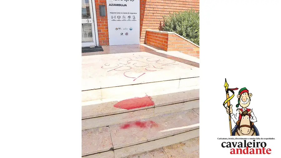 Não devem ter nada com que brincar Não devem ter nada com que brincar