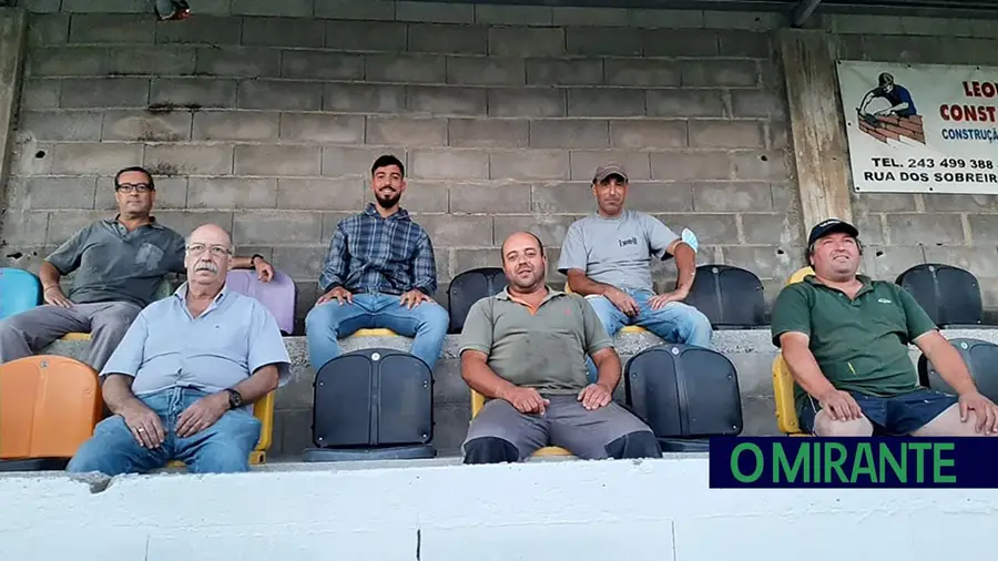 Moçarriense renova campo de futebol com oferta do Sporting