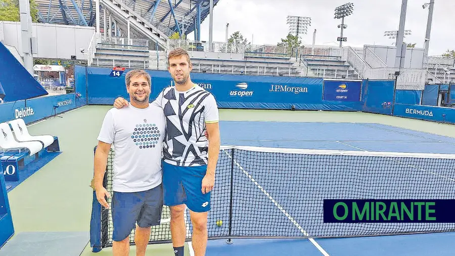 Fisioterapeuta Rui Faria apoia tenista Jiri Vesely no Open dos Estados Unidos