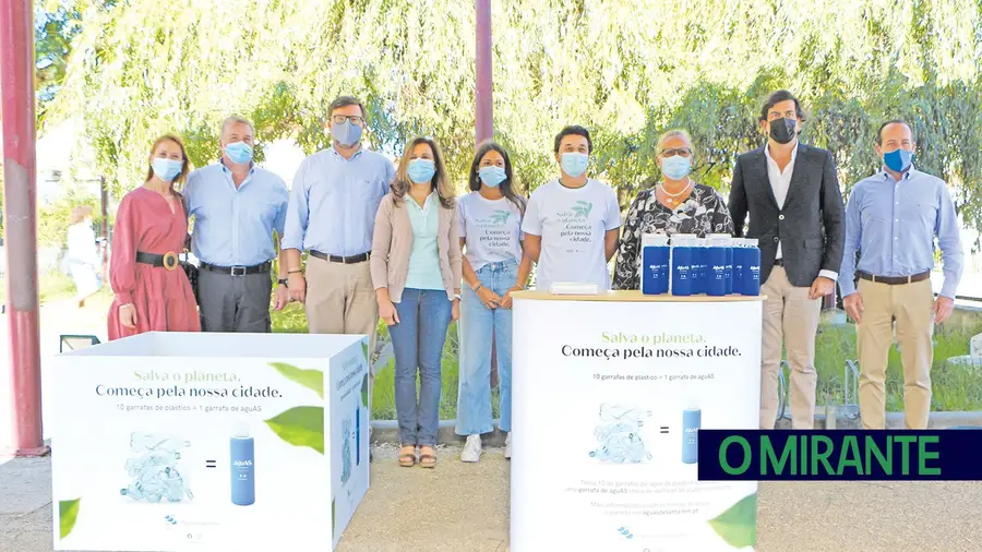 Águas de Santarém troca garrafas de plástico por reutilizáveis Águas de Santarém troca garrafas de plástico por reutilizáveis
