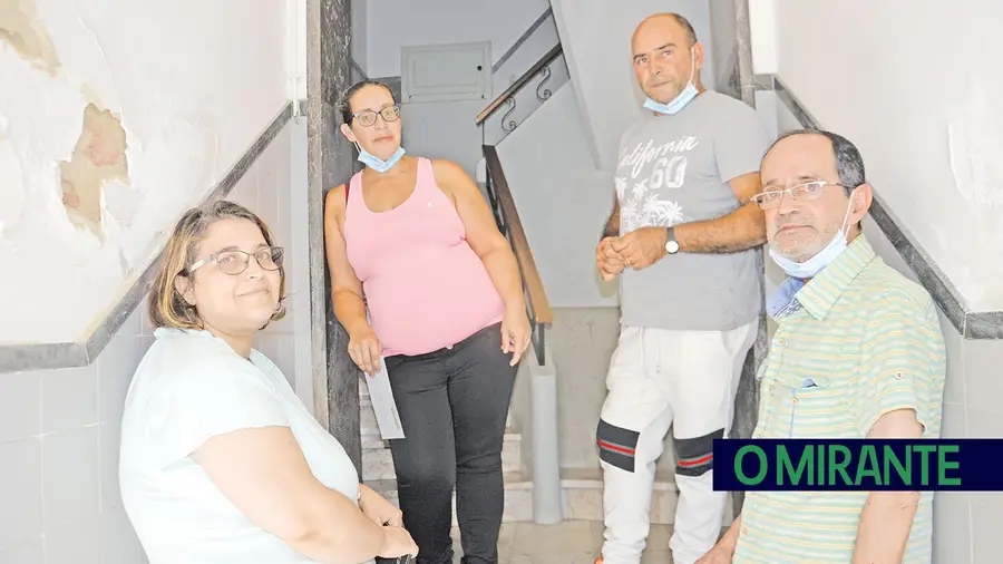 Dona de seis prédios na Castanheira do Ribatejo não renova arrendamentos a 30 famílias Dona de seis prédios na Castanheira do Ribatejo não renova arrendamentos a 30 famílias