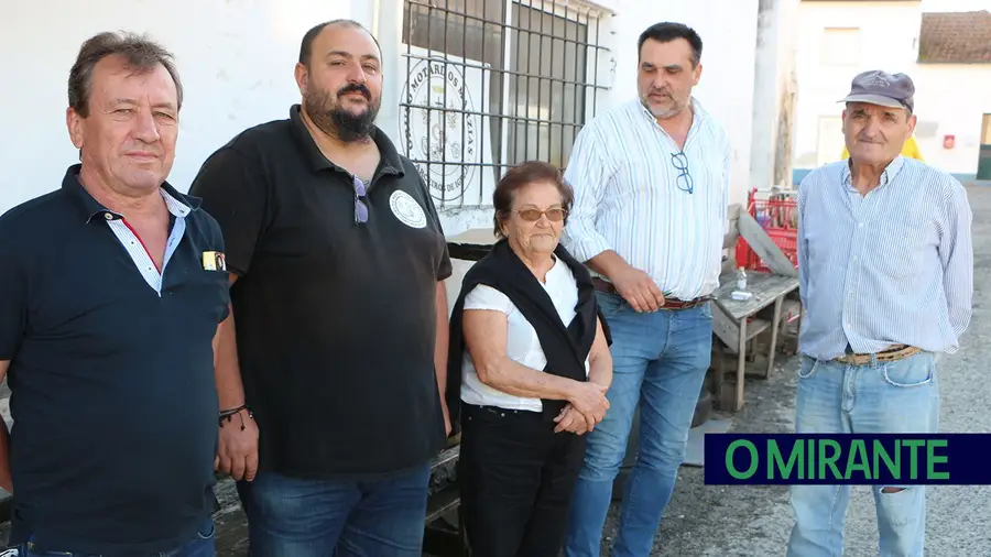 Esgotos do canil intermunicipal de Parceiros de Igreja correm a céu aberto Esgotos do canil intermunicipal de Parceiros de Igreja correm a céu aberto