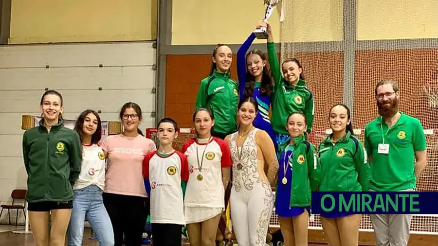 Corujas conquistam vários títulos regionais de patinagem Corujas conquistam vários títulos regionais de patinagem