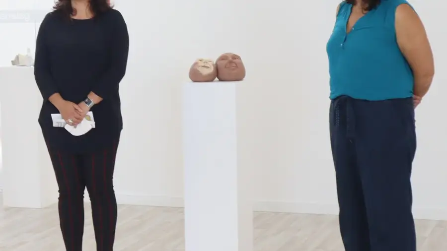 A exposição de escultura “Ouve-me – Vê-me – Pensa-me” A exposição de escultura “Ouve-me – Vê-me – Pensa-me”