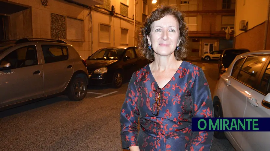 Ana Cristina Pereira é a primeira mulher a liderar as freguesias de Póvoa e Forte da Casa Ana Cristina Pereira é a primeira mulher a liderar as freguesias de Póvoa e Forte da Casa