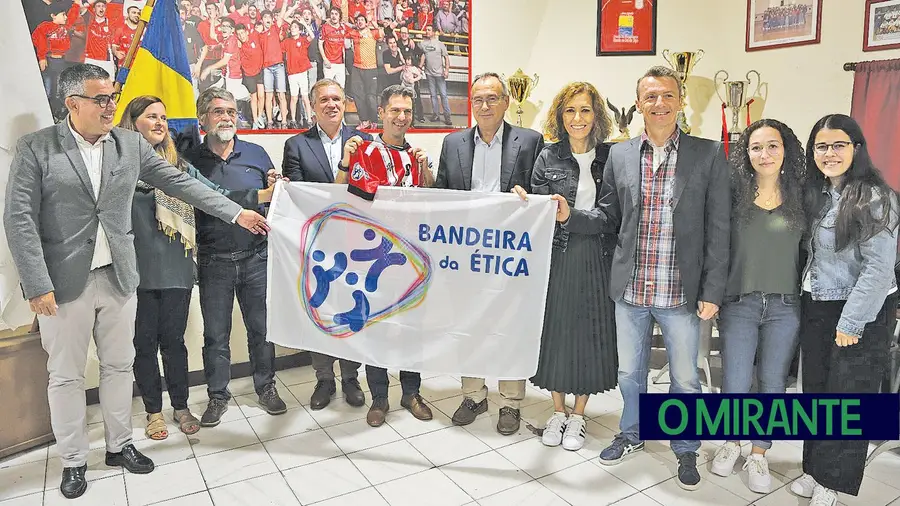 Clube Desportivo Os Patos distinguido com Bandeira de Ética