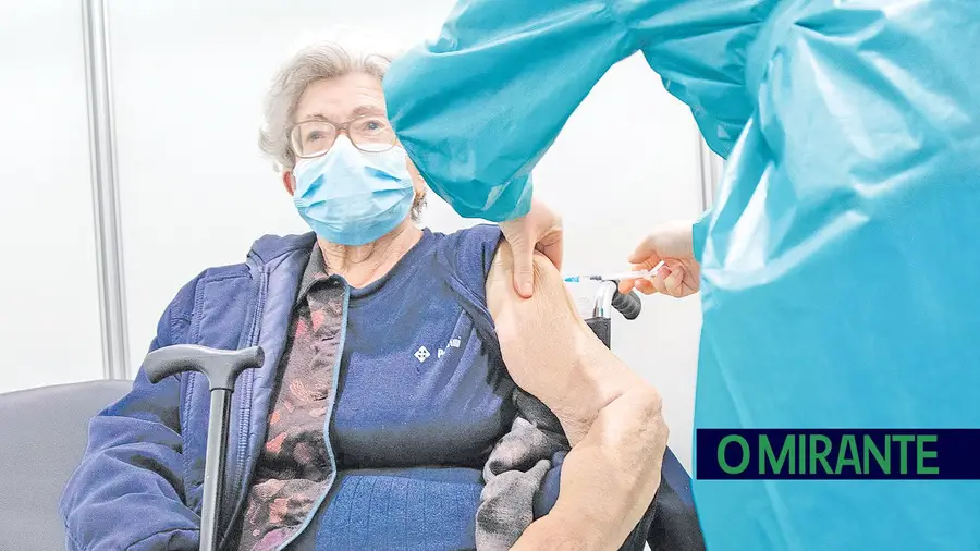 Covid e gripe forçam mudança do centro de vacinação de VFX para o Cevadeiro Covid e gripe forçam mudança do centro de vacinação de VFX para o Cevadeiro