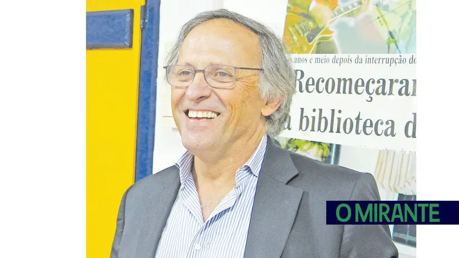 “O tempo ensinou-me que águas calmas não fazem bons marinheiros” “O tempo ensinou-me que águas calmas não fazem bons marinheiros”