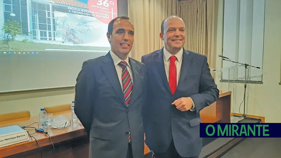 Escola Superior de Gestão de Santarém assinala 36 anos e tem novo director Escola Superior de Gestão de Santarém assinala 36 anos e tem novo director