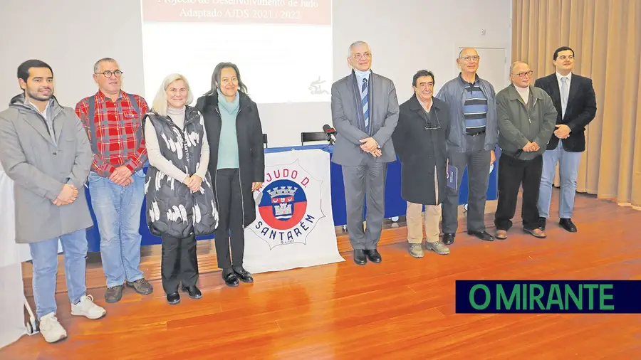 Judo adaptado em instituições para promover inclusão e igualdade de oportunidades