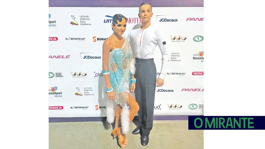 Francisco Ramos e Leonor Gonçalves batem recorde nos mundiais de dança Francisco Ramos e Leonor Gonçalves batem recorde nos mundiais de dança