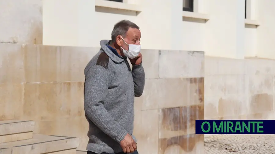 Pena suspensa de dois anos e oito meses para motorista que atropelou 3 jovens em Ourém