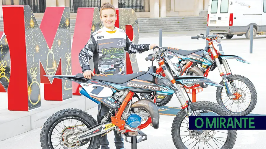 Tomás Santos tem 13 anos e sagrou-se campeão nacional de motocross