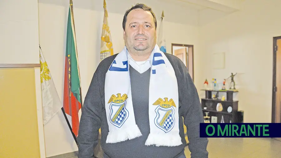 Joaquim Perdigoto Ramos é o presidente da direcção do Centro Popular de Cultura e Desporto da Póvoa de Santa Iria