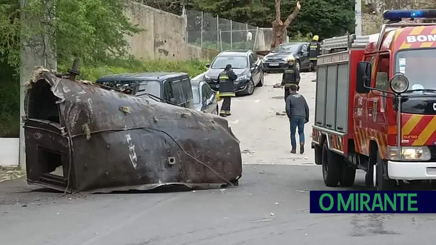 Explosão em carpintaria faz um morto em Castanheira do Ribatejo