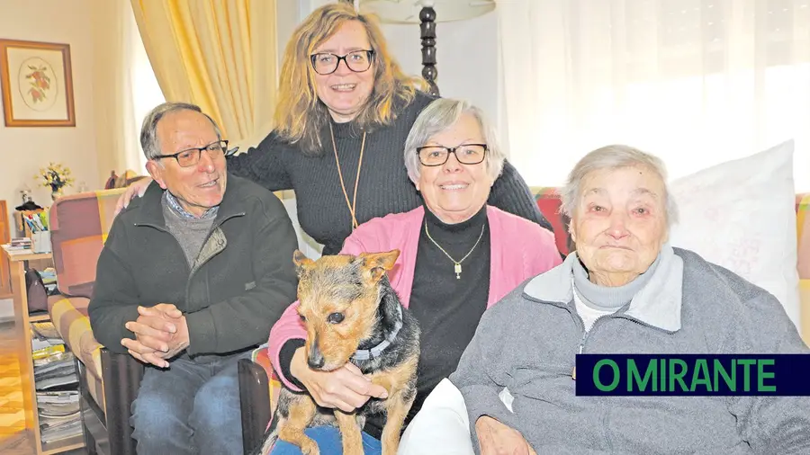 Elvira Moura comemorou os 101 anos em festa junto da família