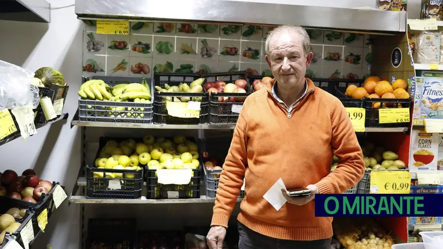 O proprietário do Superavio, em Alpiarça, João Andrade, considera absurda a escalada de preços sobretudo de bens essenciais