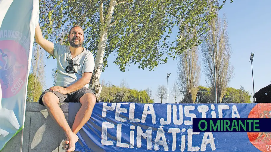 Caravana pela justiça climática alerta para os perigos da indústria da celulose do Caima em Constância