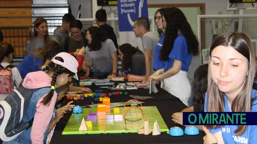 Galeria de Fotos. Festival de ciência em Torres Novas para alegria de centenas de crianças