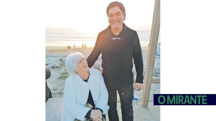 José Fernando e Maria Conceição são os proprietários da Xiral – Alumínios e Ferro Lda, fundada há 27 anos em São João dos Montes. fotoDR