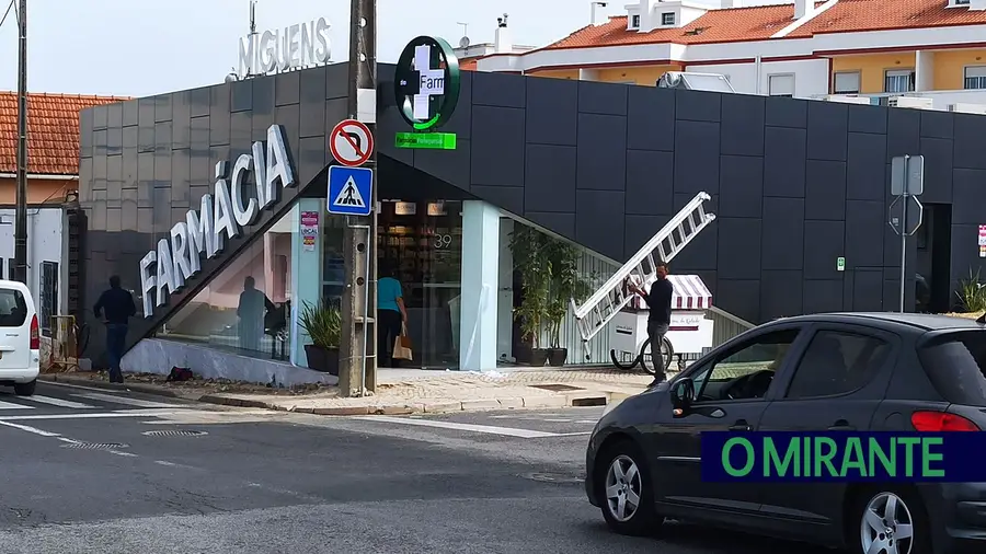 Farmácia Miguens convida população de Benavente a participar no seu arraial