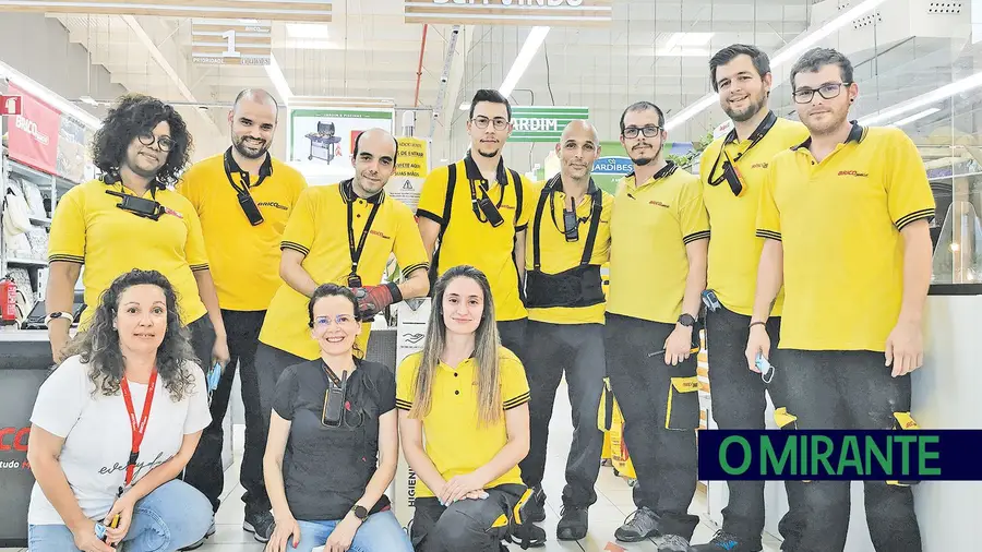 Equipa do Bricomarché de Benavente está empenhada em servir bem os clientes