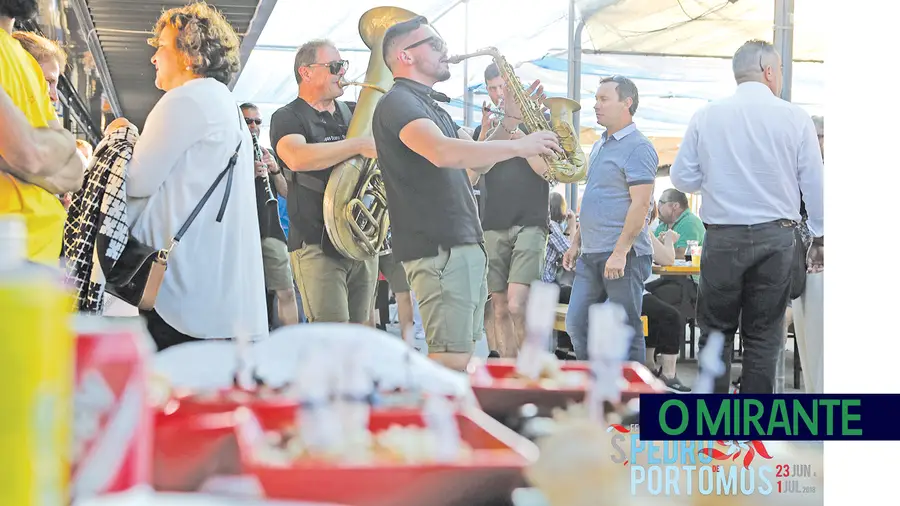 Festas de Porto de Mós mostram à comunidade o que a região tem de melhor. fotoDR