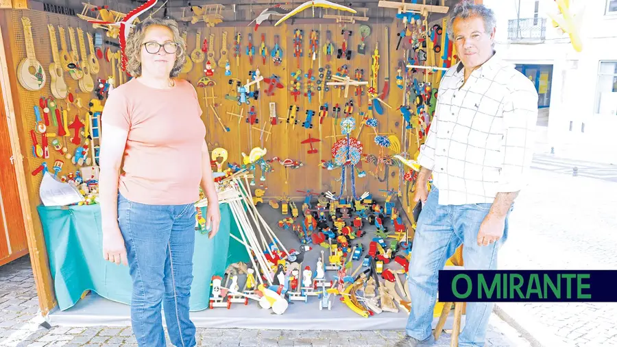 Artesãos Lurdes e Agostinho Godinho