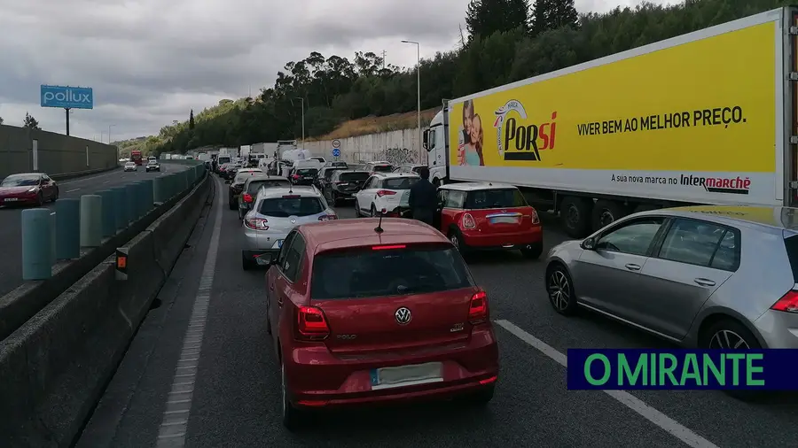 Normalizada circulação na A1 no Sobralinho