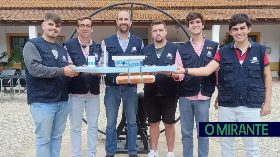 <strong>Alunos da Escola Profissional de Salvaterra de Magos vencem Prémio Nacional de Ciência Atlântico Júnior</strong>