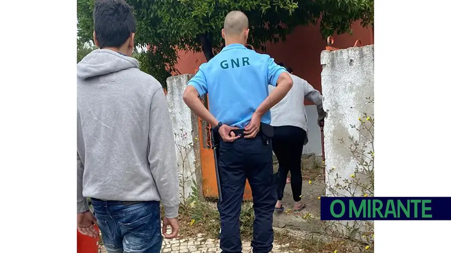 <strong>Criança de três anos vivia com mãe e avó em casa insalubre de São João dos Montes</strong>