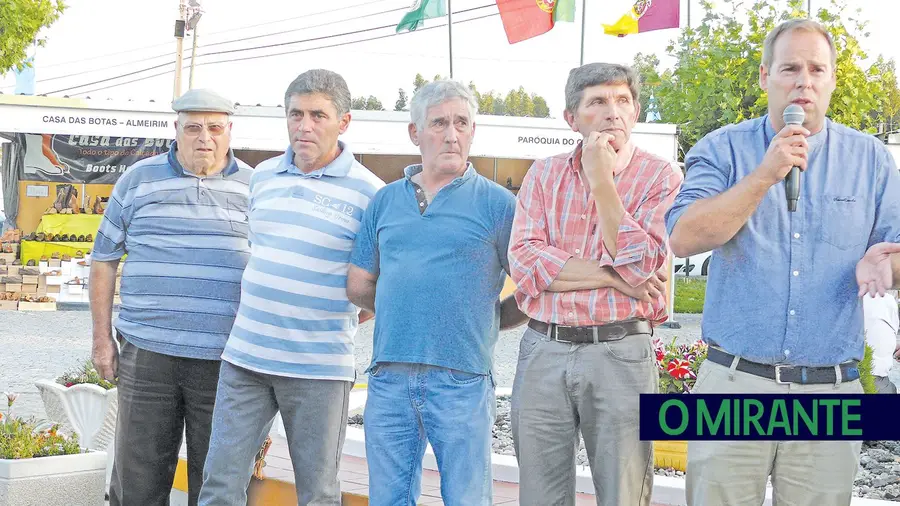 Artur Costa, Jorge Ferreira – presidente do Centro de Apoio Social da Parreira, Fernando João – membro da direção do Rancho Folclórico da Parreira, José Trindade – presidente da Junta de Freguesia de Vale de Cavalos e Bruno Oliveira – presidente da União de Freguesias da Parreira e Chouto