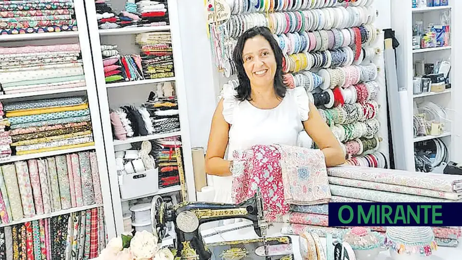 Carla Antunes é a proprietária da Maria Papoila, retrosaria em Alverca do Ribatejo. fotoDR