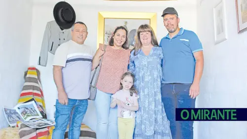 Familiares de Carlos Oliveira recordam a sua paixão pelos cavalos, família e futebol