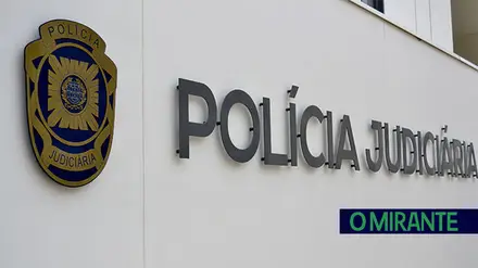 Três detidos por suspeita de corrupção após buscas em Torres Novas