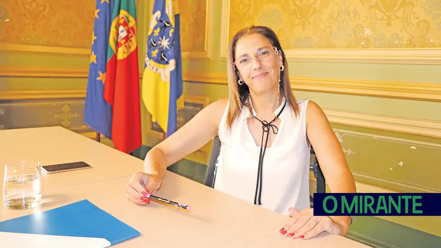 Raquel Olhicas é enfermeira e assumiu as funções de vereadora na Câmara de Abrantes em Outubro do ano passado