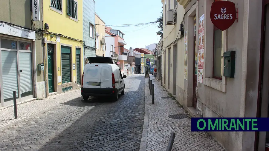 Vídeo. Atropela rival e mãe com bebé ao colo na Póvoa de Santa Iria