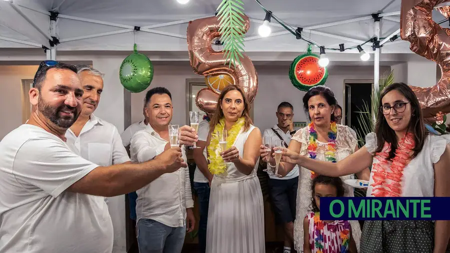 Associados foram distinguidos pelos anos de antiguidade pela presidente da CSPMA, Júlia Augusto. fotoDR